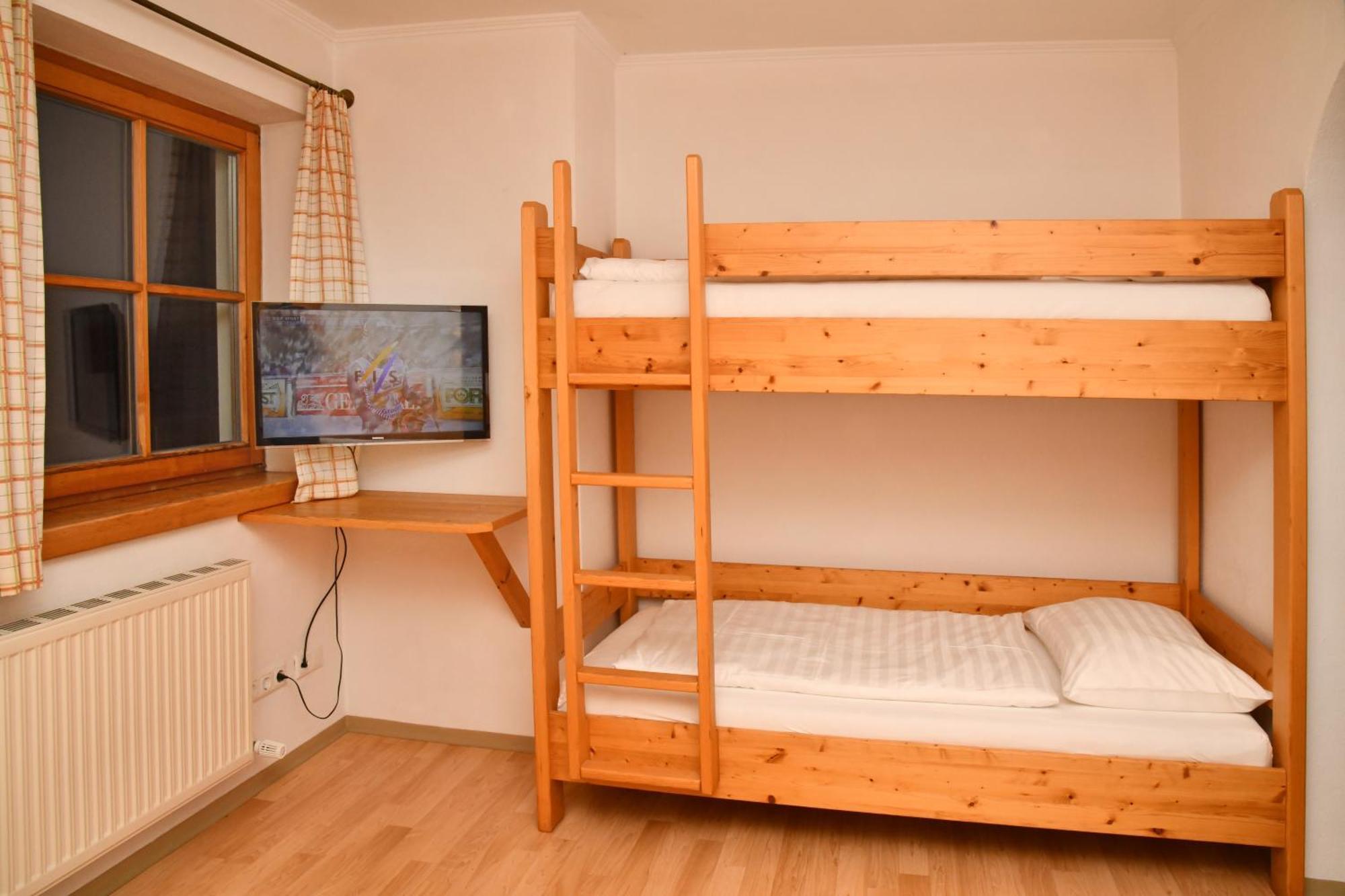 Appartements Neben Der Gondelbahn - Haus Sued Brixen im Thale Exterior foto