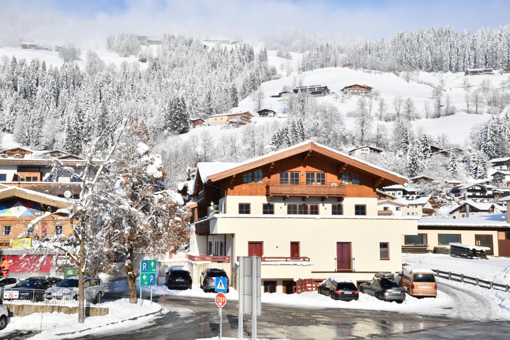 Appartements Neben Der Gondelbahn - Haus Sued Brixen im Thale Exterior foto
